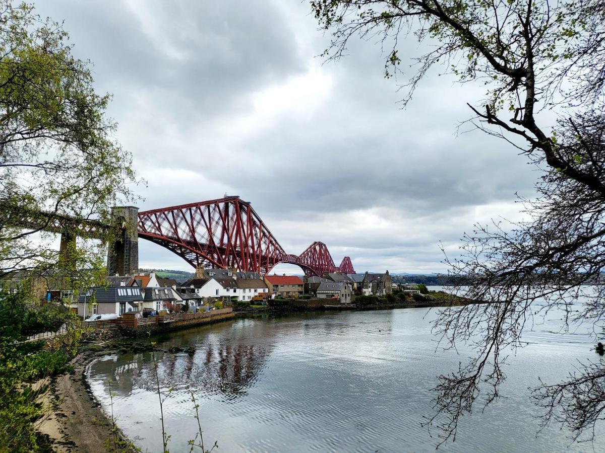 ノース・クイーンズフェリー Three Bridges Waterfrontヴィラ エクステリア 写真