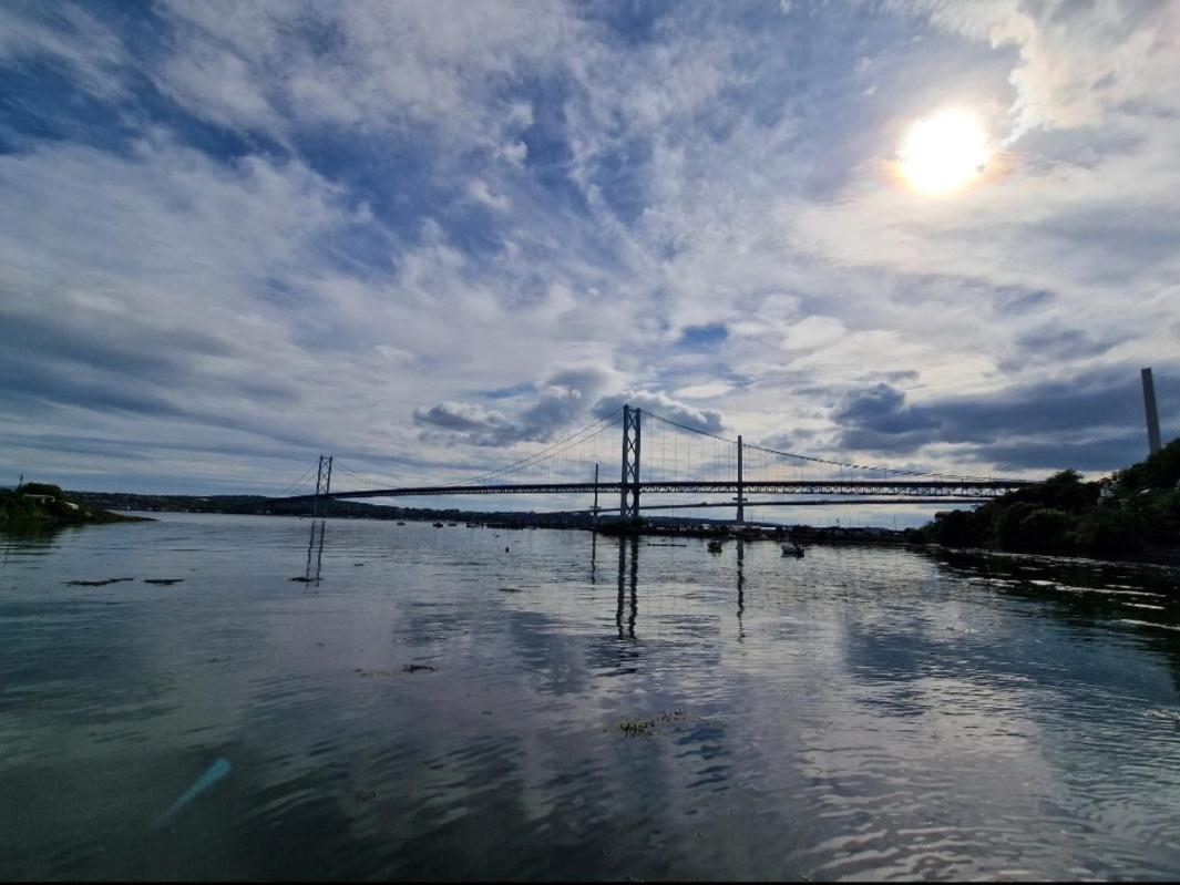 ノース・クイーンズフェリー Three Bridges Waterfrontヴィラ エクステリア 写真